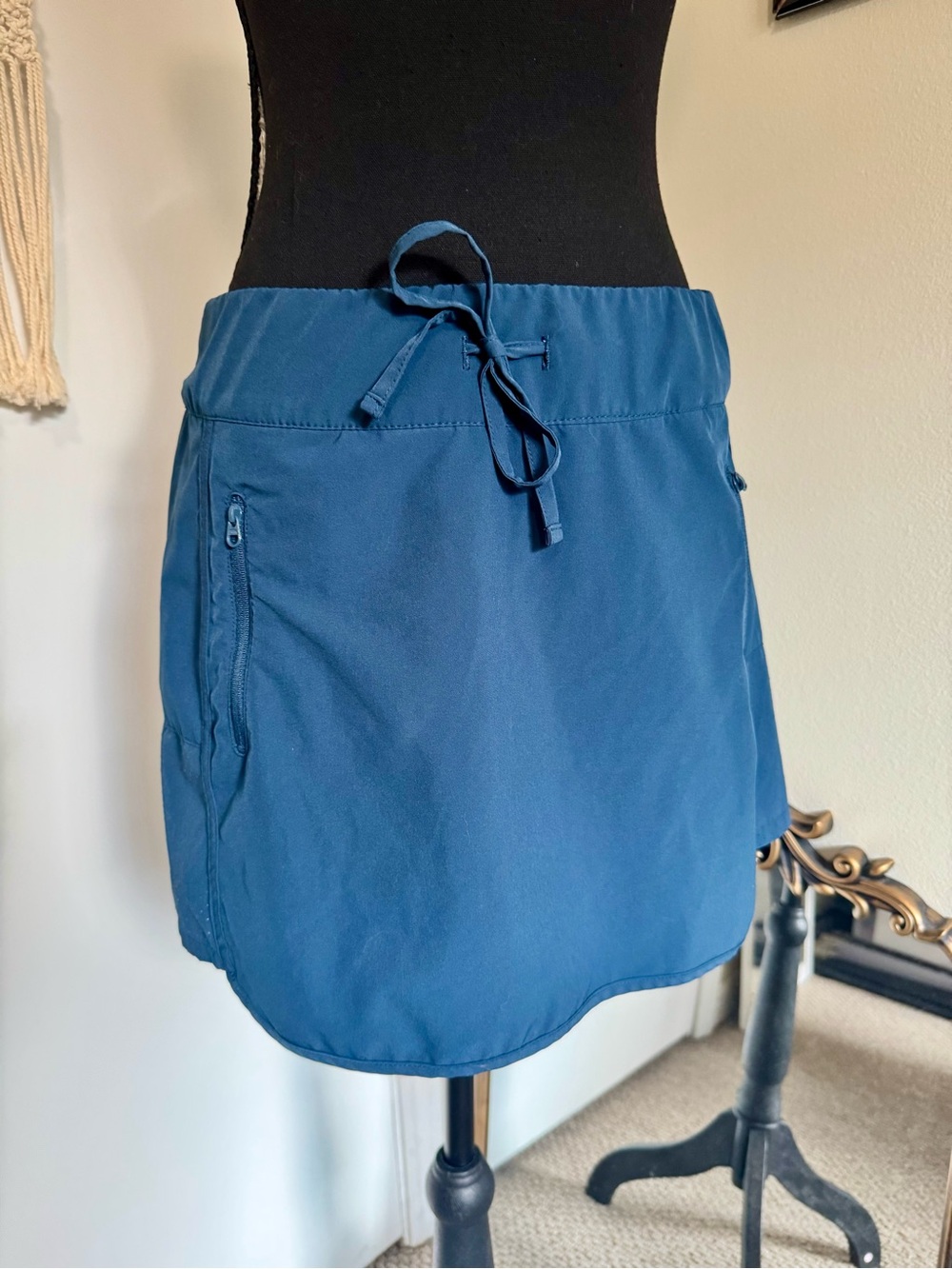 Magellan Outdoors Teal Drawstring Active Mini Skort